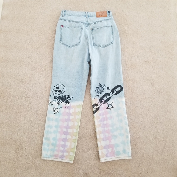 BDG Graffiti Artistic High Waisted Cowboy Jeans Size 27 - Picture 3 of 15